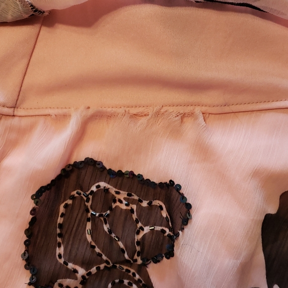 2/$15 Ruffled Top - Picture 5 of 6